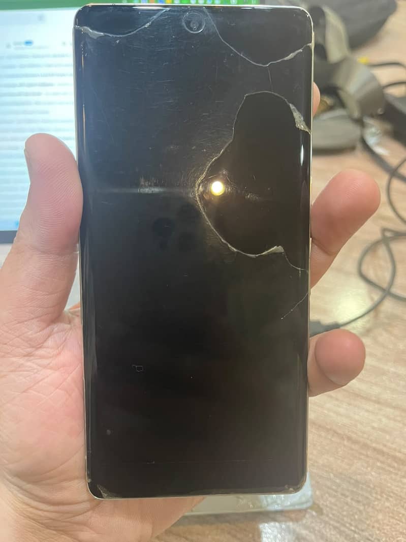 Google Pixel 7 Pro 9