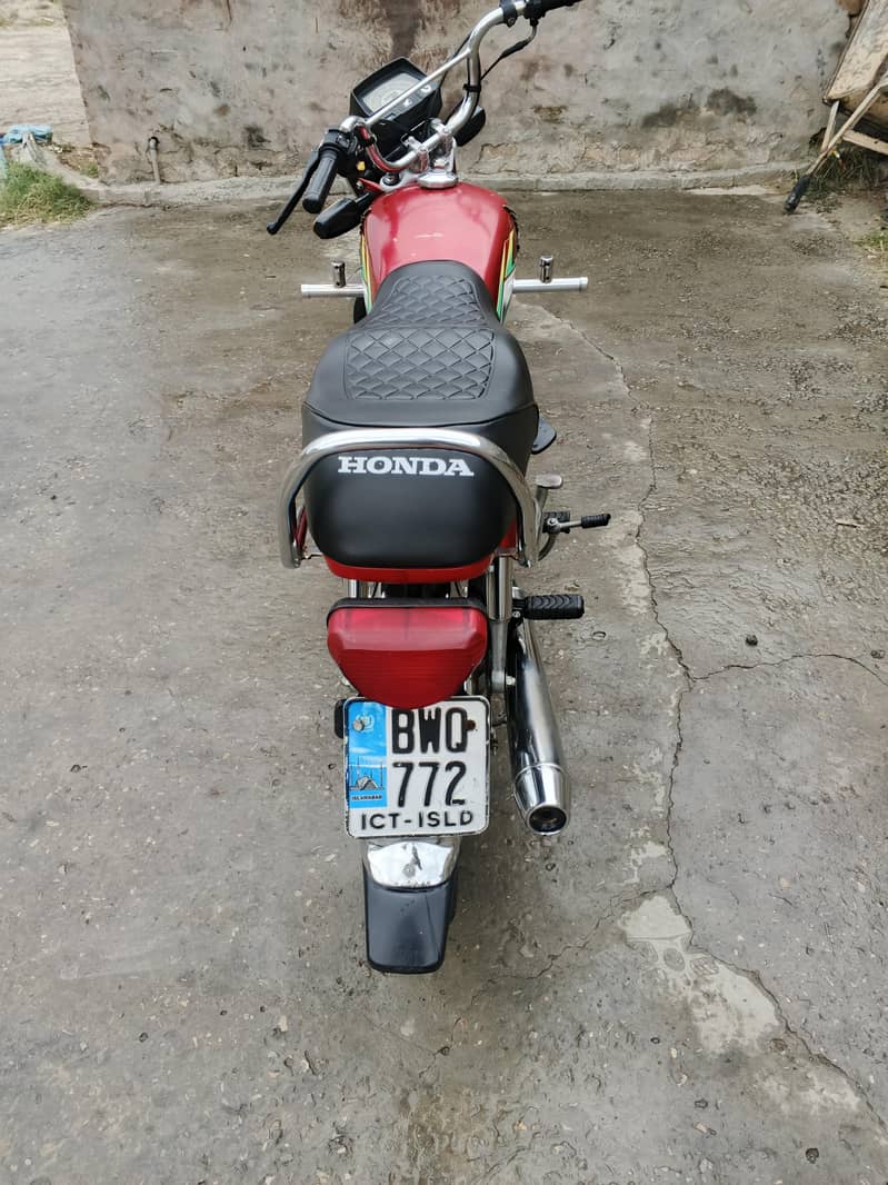 Honda CD 70 6