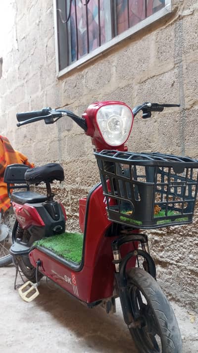 Electric scooty for kids USed/ Good condition