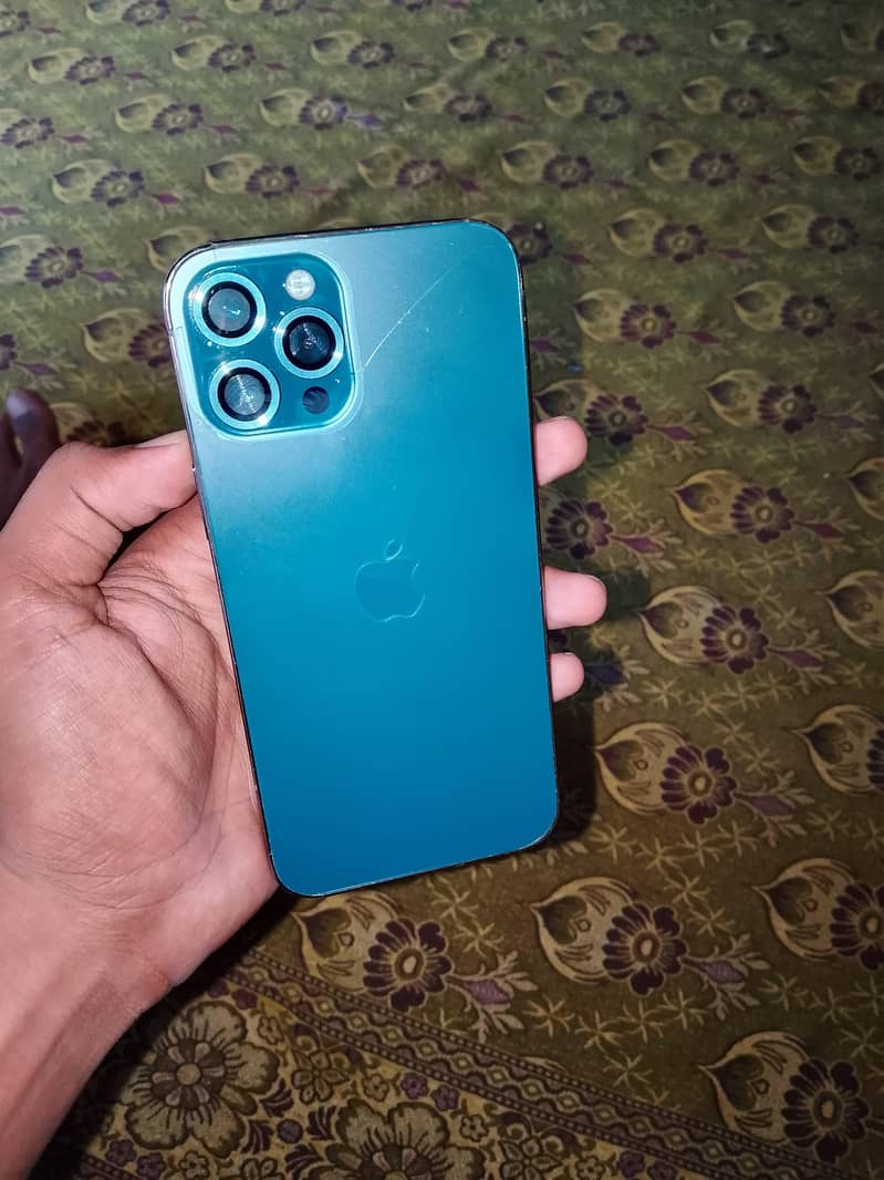 Apple iPhone 12 Pro Max 3