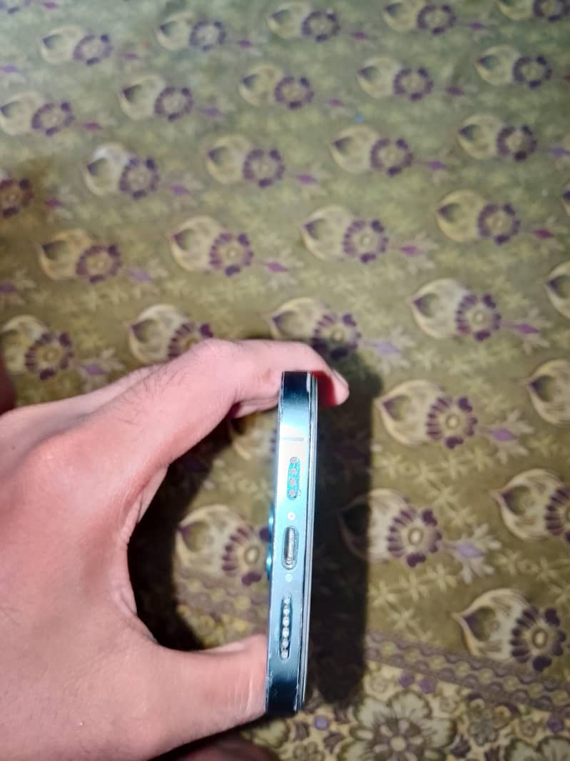 Apple iPhone 12 Pro Max 5