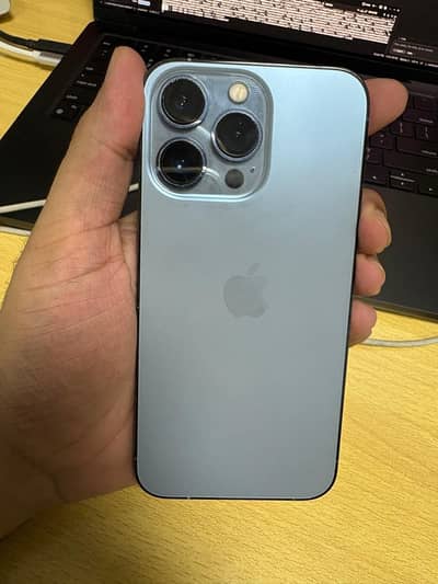 Apple iPhone 13 Pro