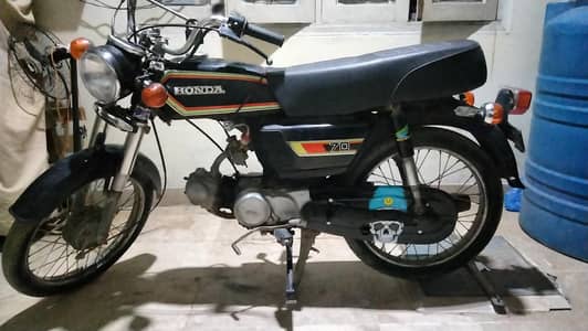Honda 70c 1982 karchi orgnl Japan 03188308655