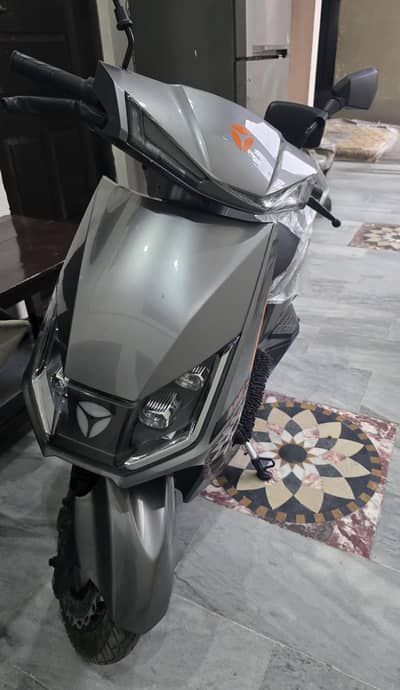 Yadea T5 Lithium