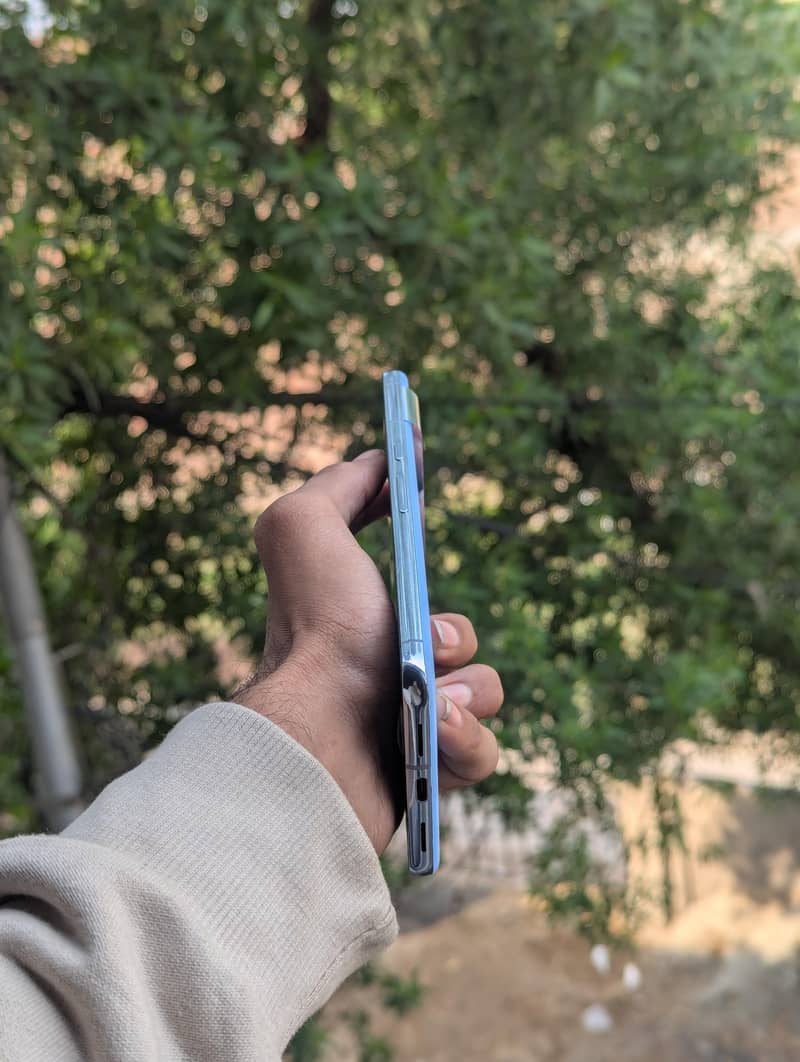 Pixel 8 Pro (12/128) 5
