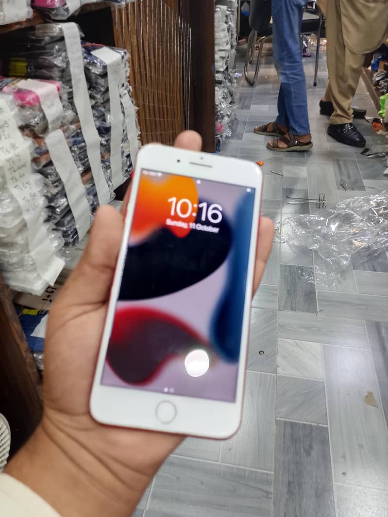 Apple iPhone 7 Plus 2