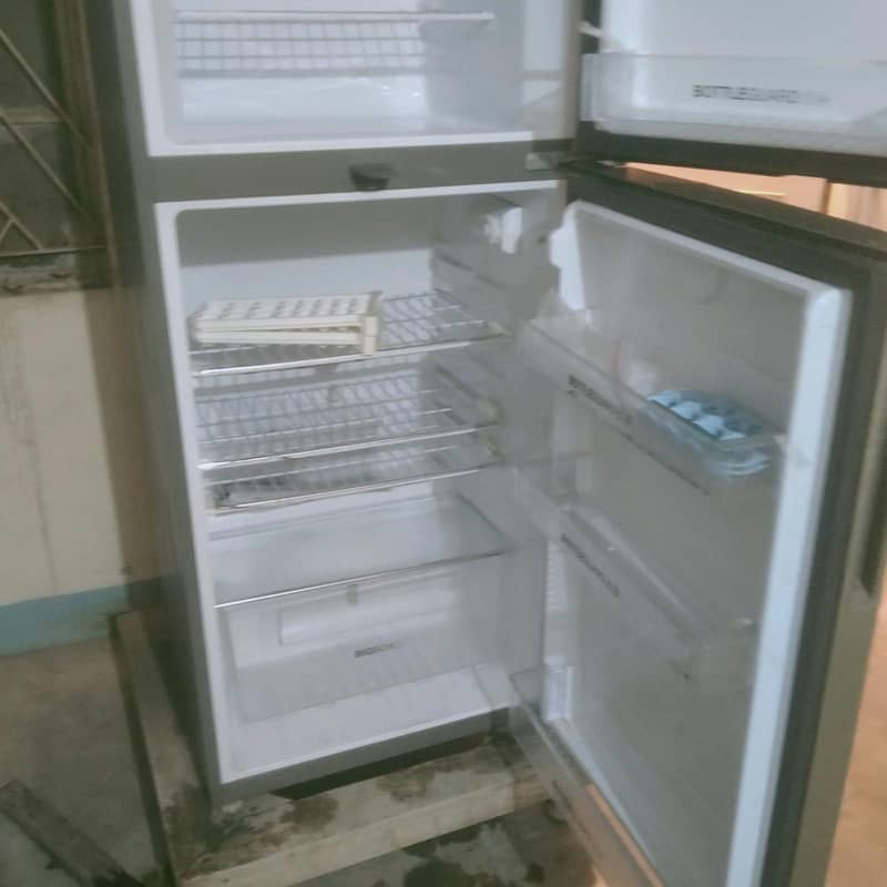 haier fridge 2