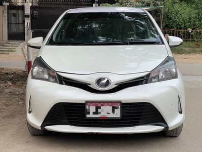Toyota Vitz 2015