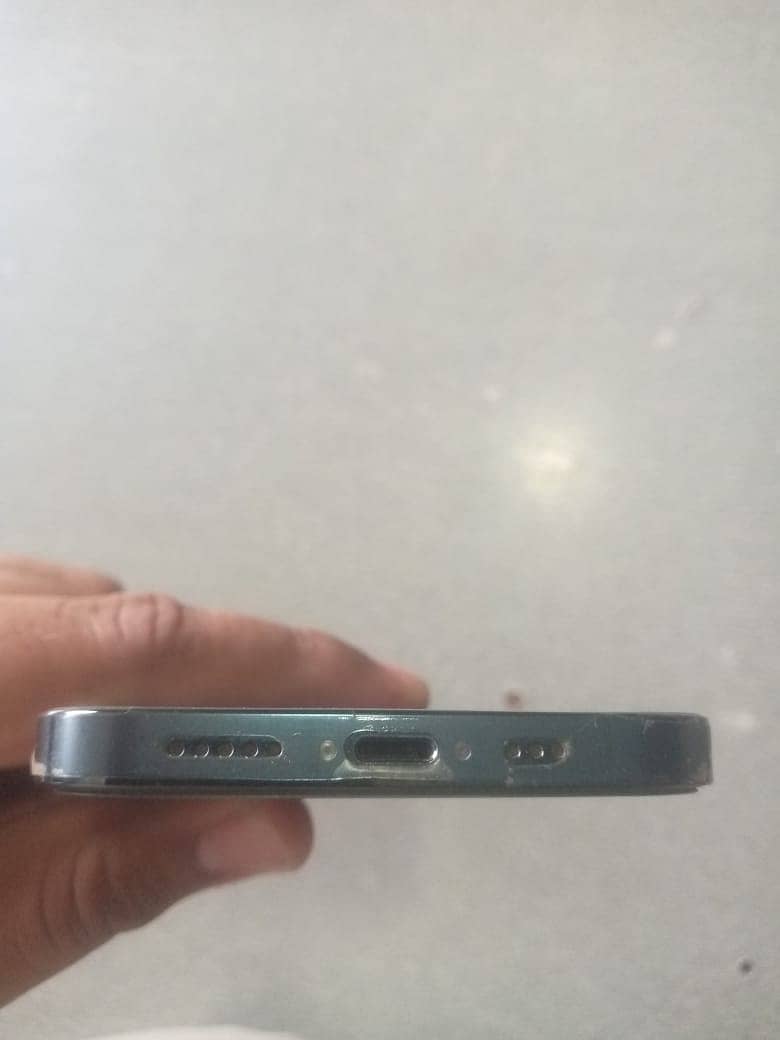 Apple iPhone 12 Pro 3
