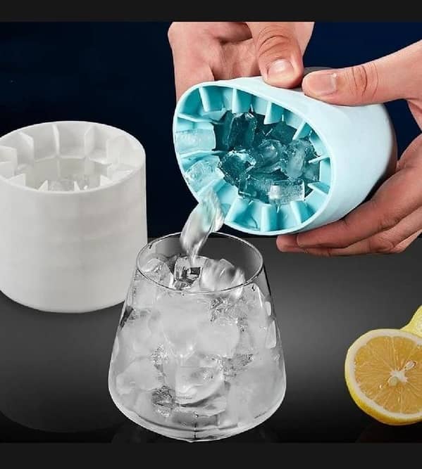 T  Mini Silicone Ice Cube Tray Cylindrical Ice Cube Mold for 60 Ice Cubes Easy Release
