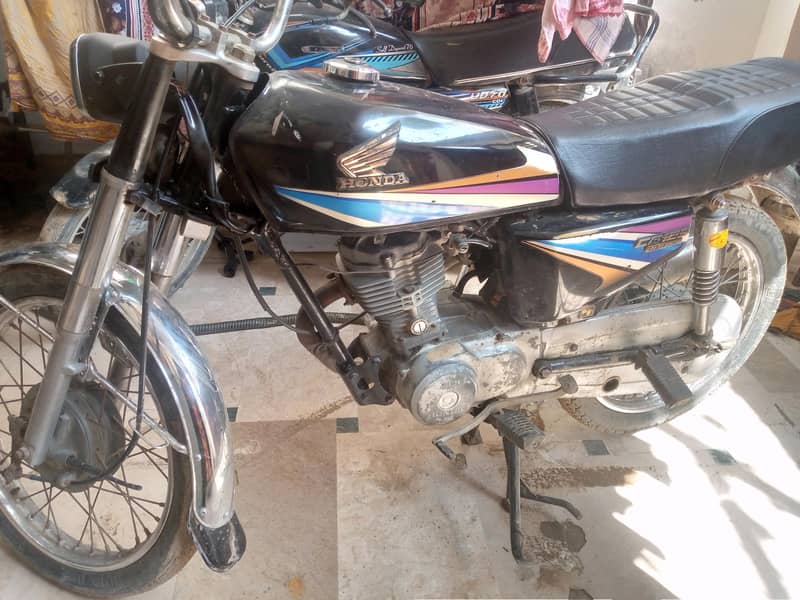 cg 125 4