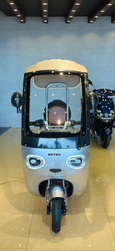 Ramza scooty Male & female scooty All brands available