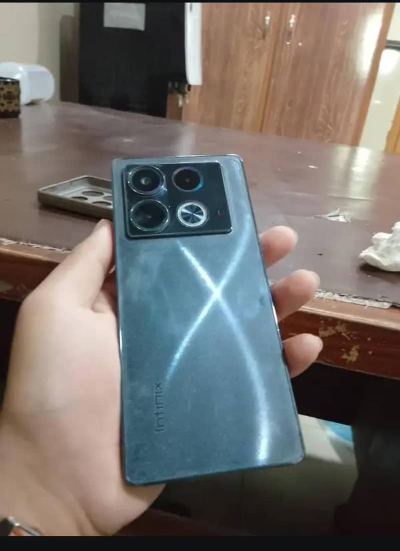 Infinix Note 40 0