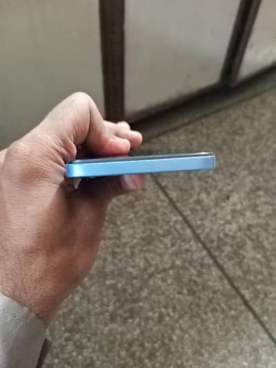 Infinix Hot 30i
