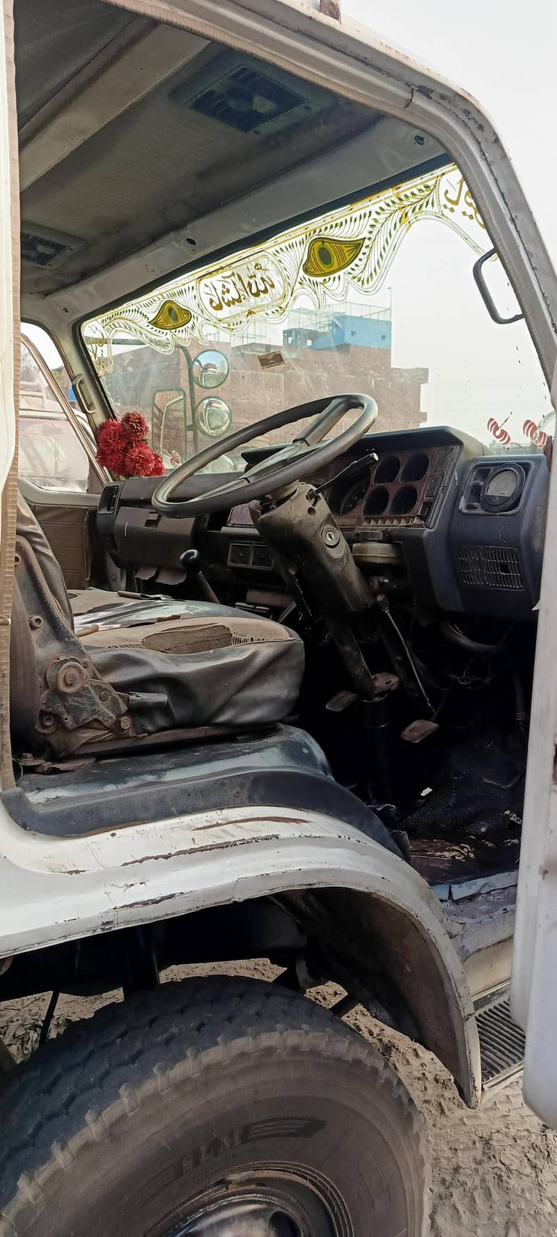 mazda t3500 9