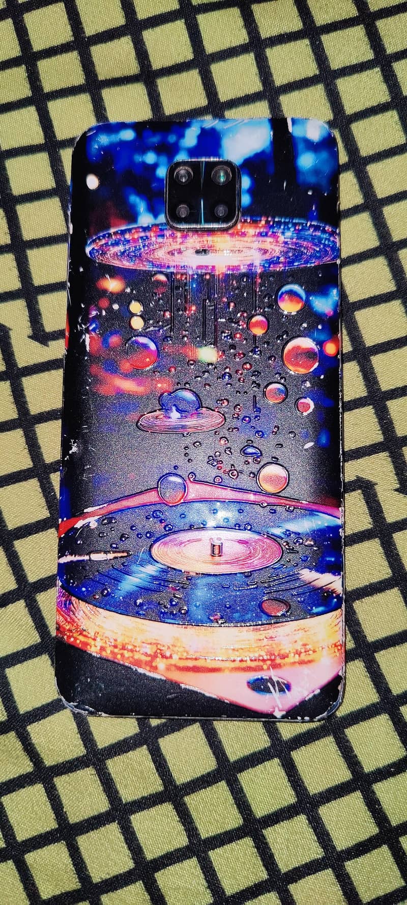 Xiaomi Redmi Note 9S 0