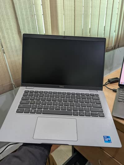 Dell Latitude 5420 core i7 11th generation 8gb ddr4 256gb nvme