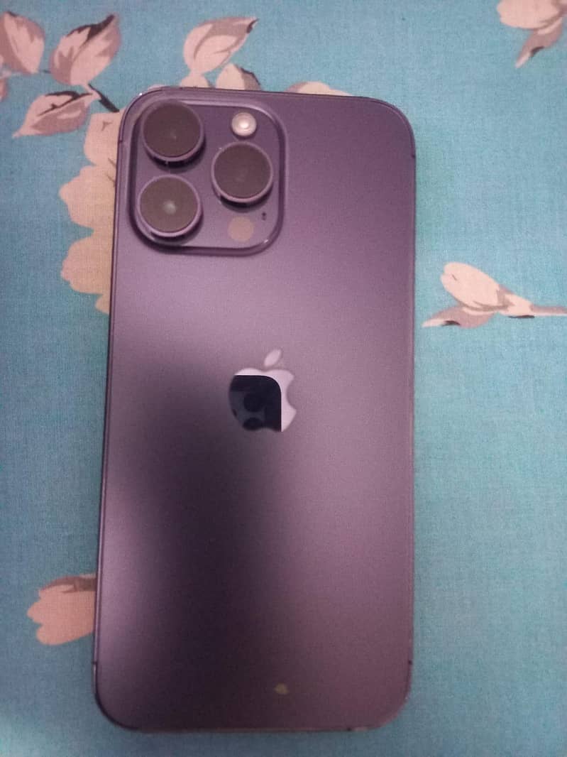 Apple iPhone 14 Pro Max 0