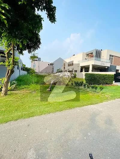 Plot No-1016 Block D - 8 Marla Plot On Top Location of Phase 9 Town DHA Lahore For Urgent Sale