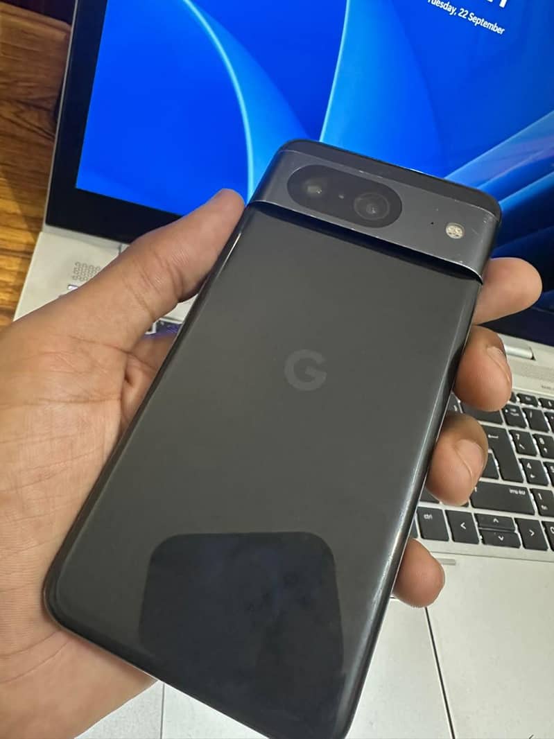 Google Pixel 8 1