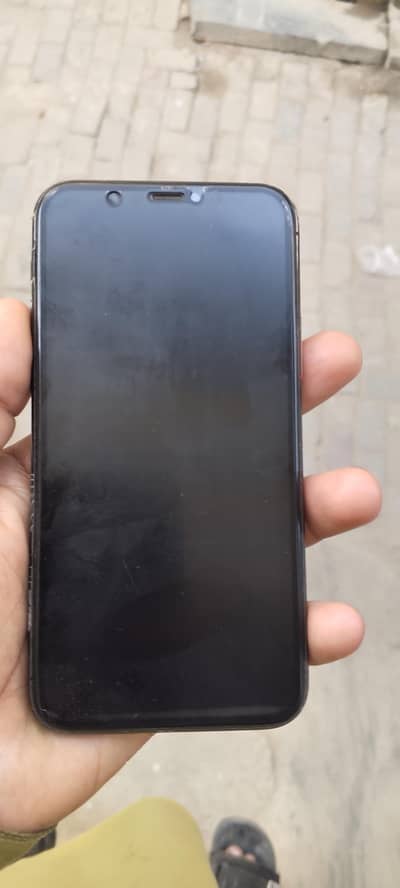 Apple iPhone 11 Pro read add carefully
