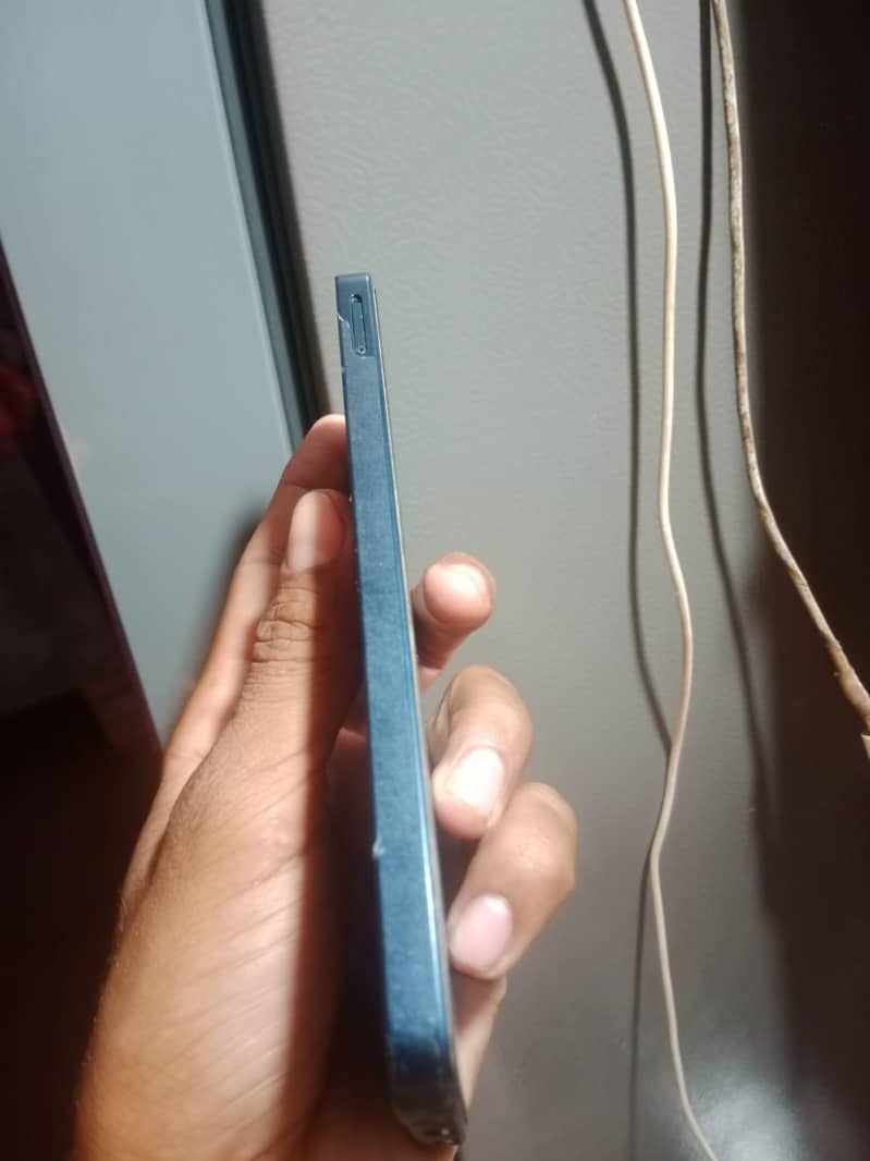 Samsung Mobile A06 4