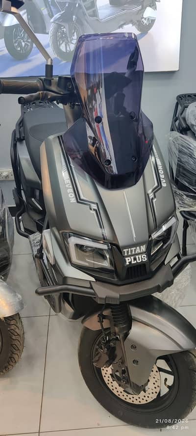 EVEON TITAN PLUS