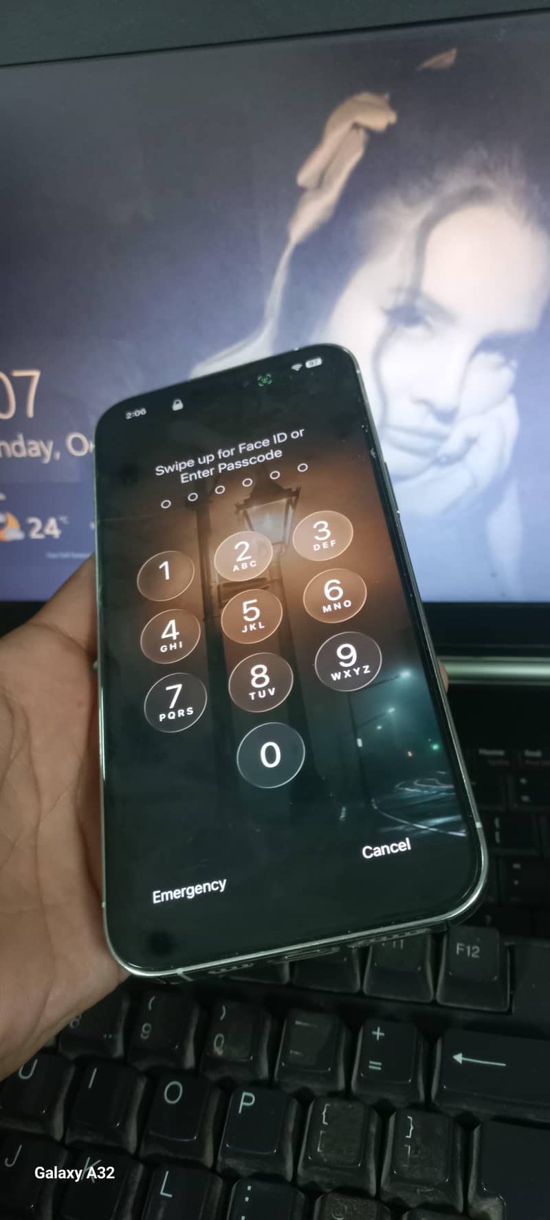 Apple iPhone 14 Pro Max 4