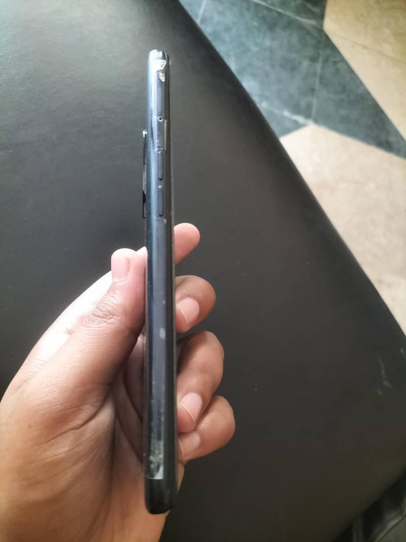 OPPO A54 4