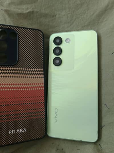 Vivo Y100