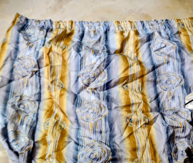 curtain 0