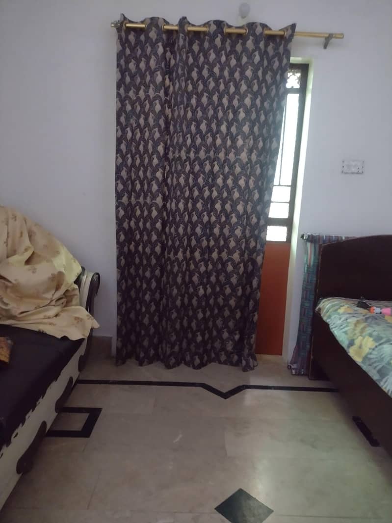 curtain 3