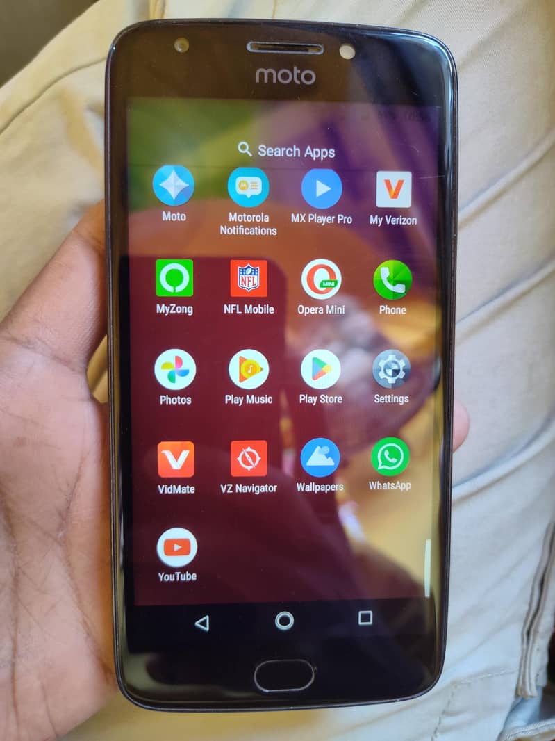 Motorola Moto E4 0