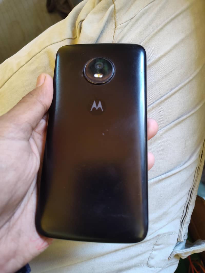 Motorola Moto E4 1