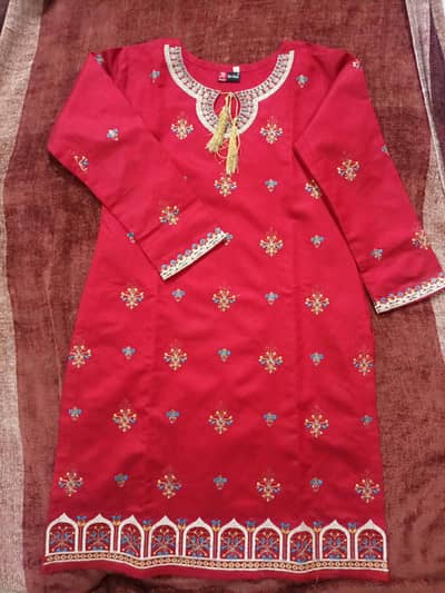 Vibrant red dress for teens