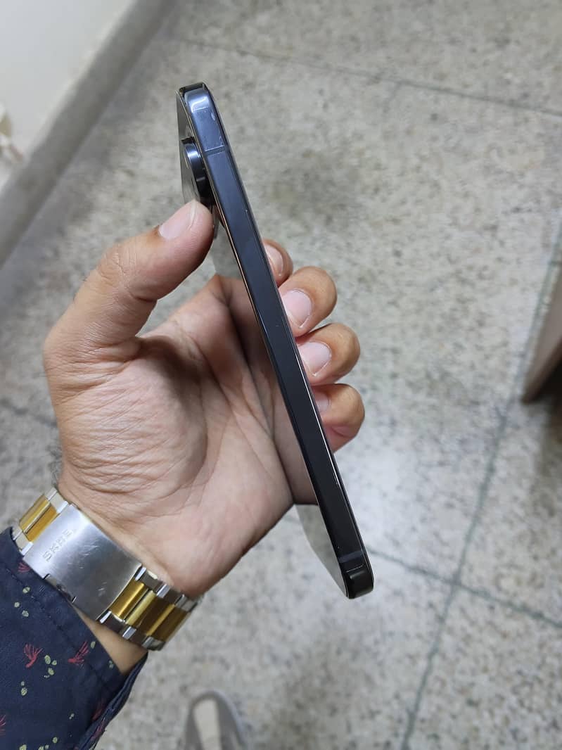 Google Pixel 9 Pro XL 4