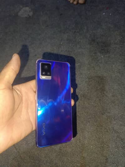 Vivo V20