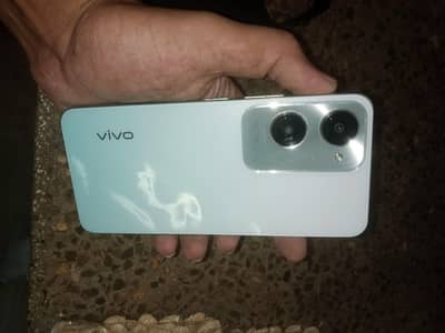 Vivo Y18