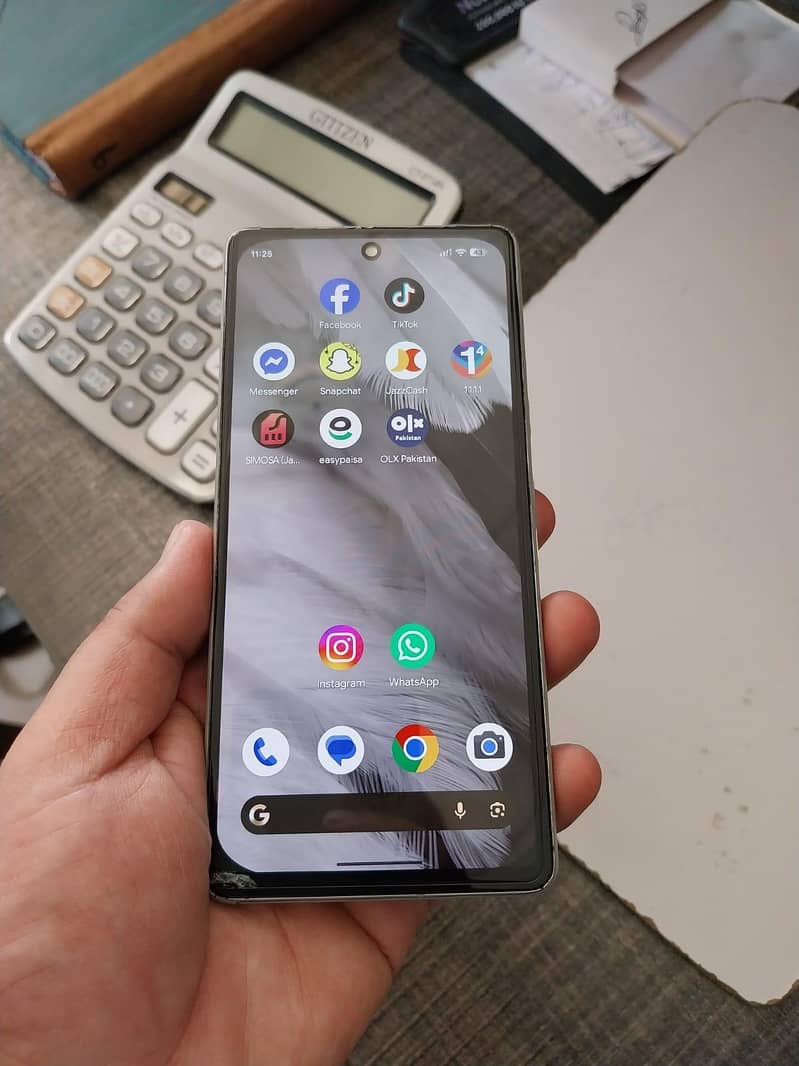 Google Pixel 7 4