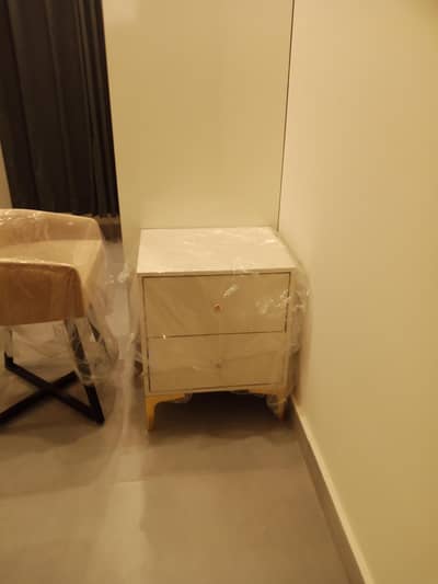 new side tables hn brand new un touch