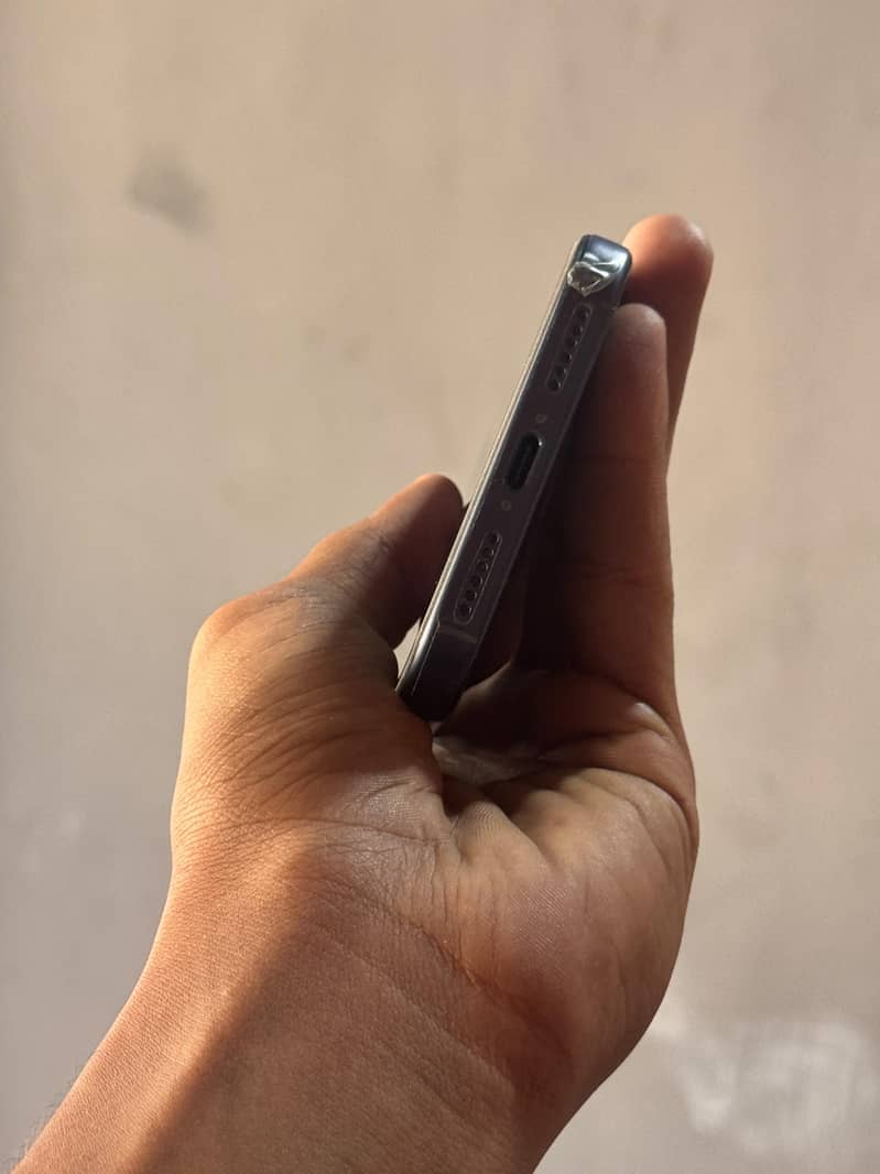 Apple iPhone 17 Pro Max 1