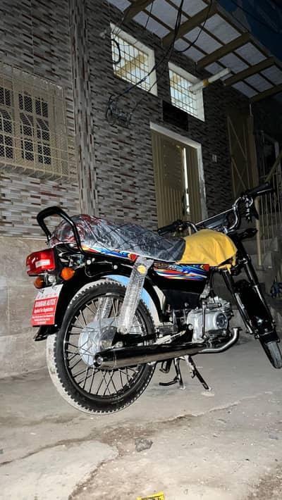 2025 model Condition 10/10 koi kaaam nhi ha