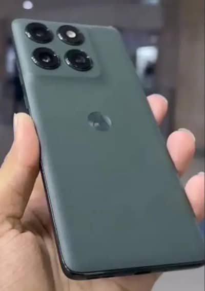 Motorola Edge 2025