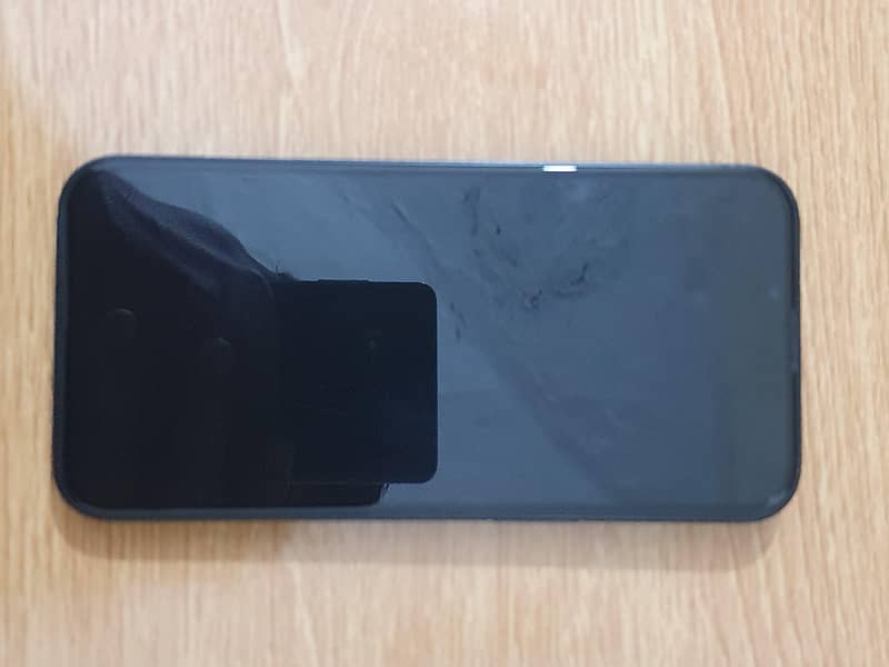 Apple iPhone 13 JV 3