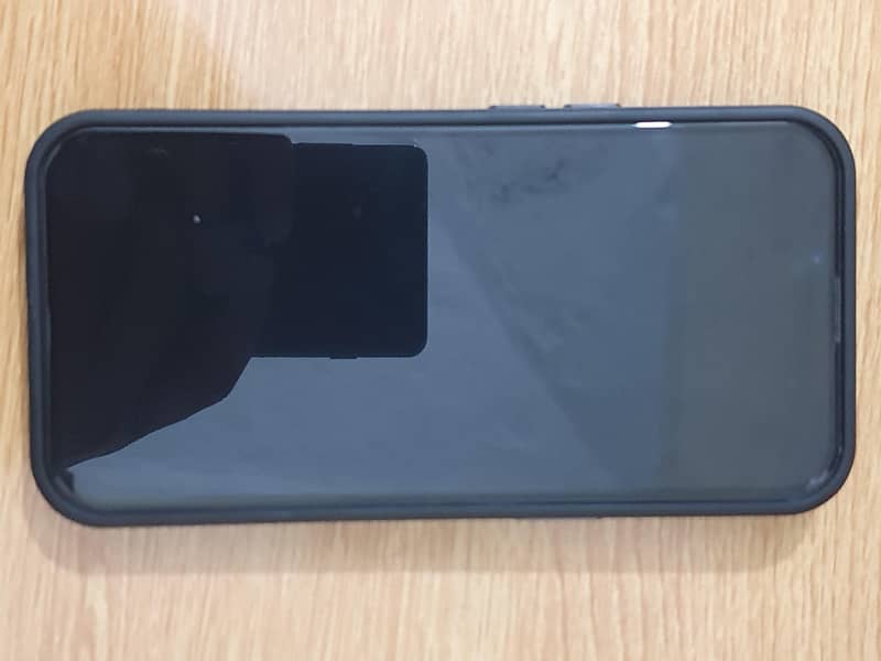 Apple iPhone 13 JV 4