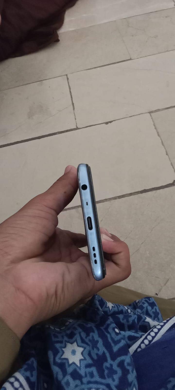 OPPO A54 3