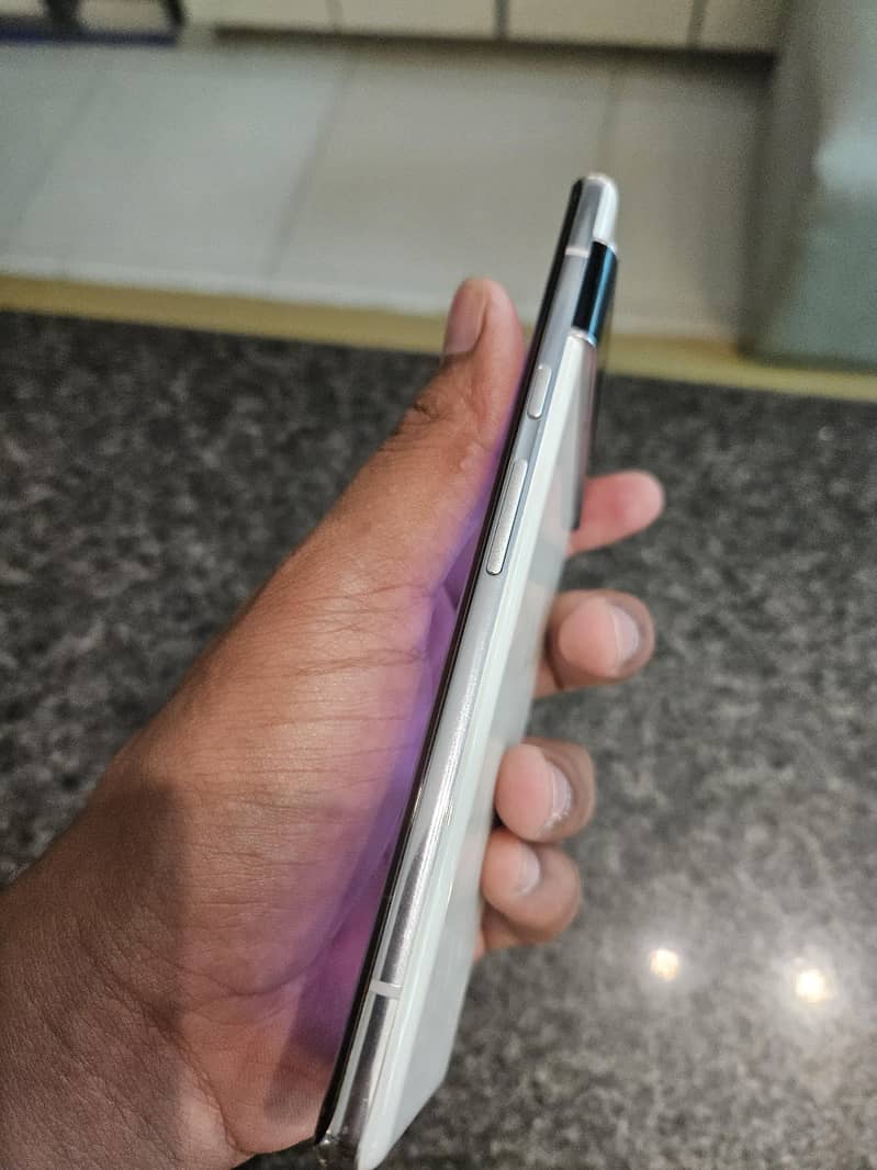 Google Pixel 6 Pro 2