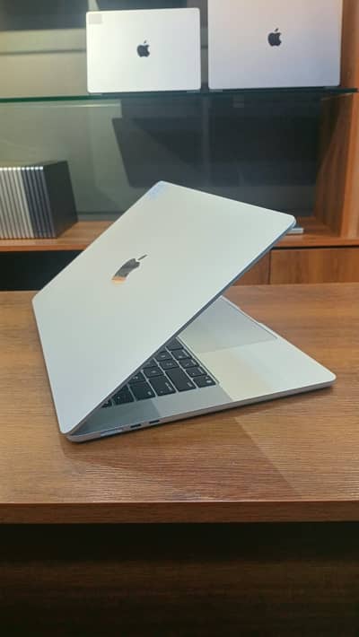 MacBook Air M4 2025 | 16GB RAM | 512GB SSD | 15.3-Inch I