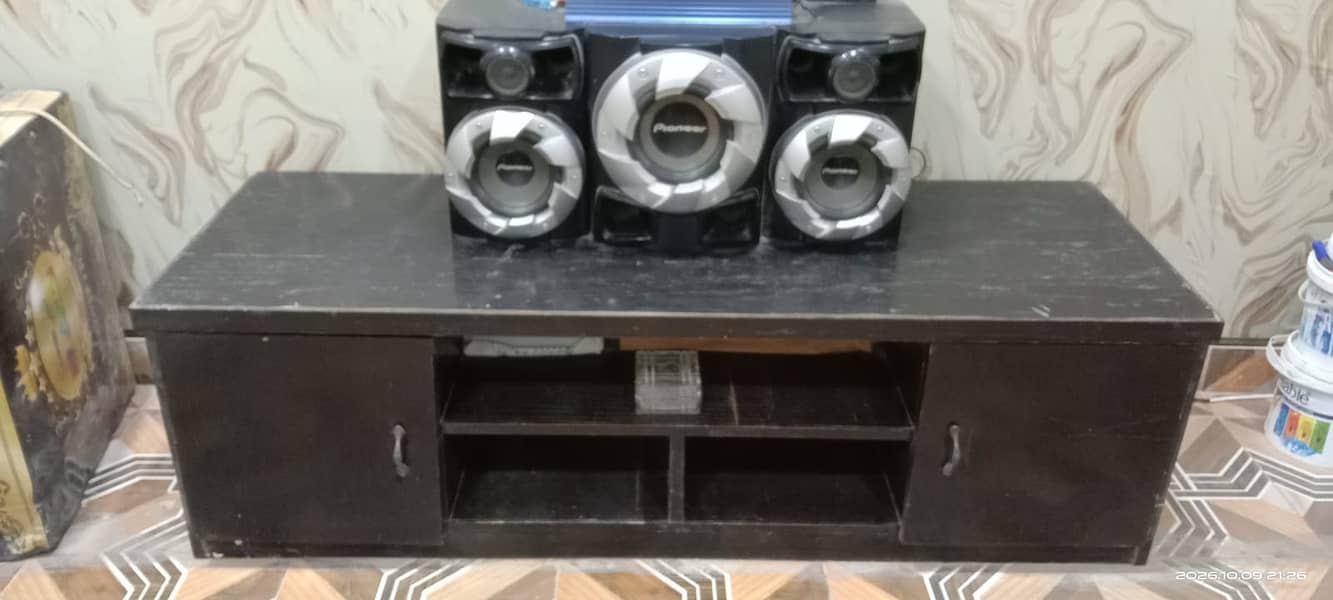 CONSOLE LED TV 3