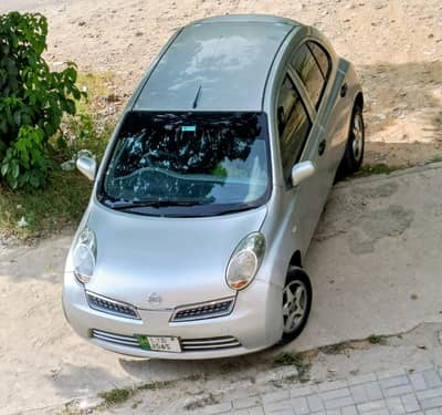 Nissan March 2002